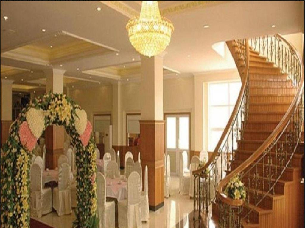 Diamond Crown Hotel Тавой Экстерьер фото